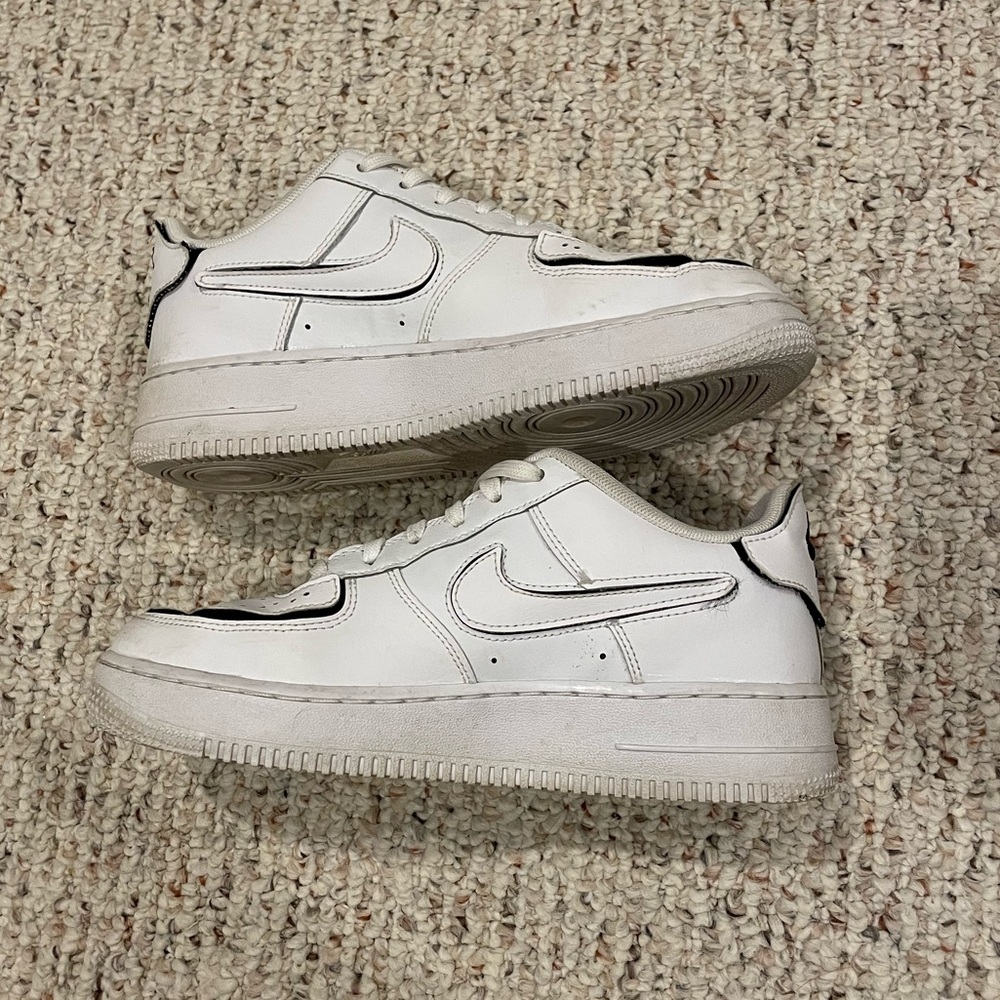 B/W Air Forces - image 8